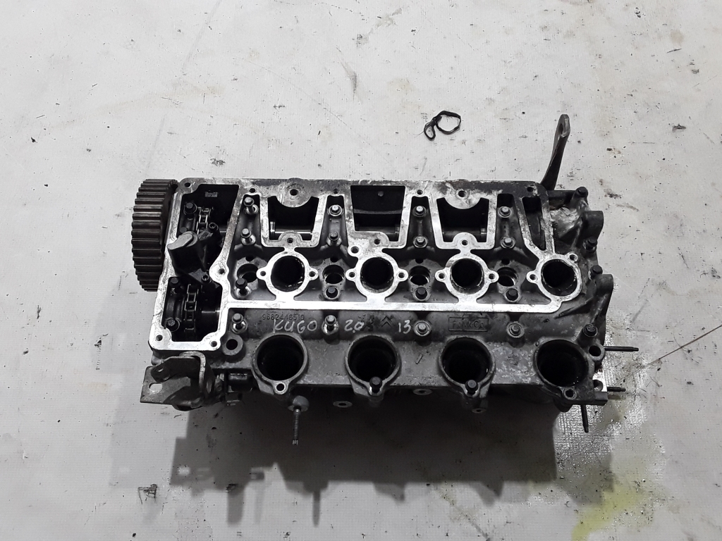 FORD Kuga 2 generation (2013-2020) Голова двигателя 1683822, 9688418110, 9688418480 23129072