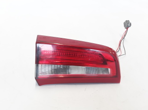   Tail light on trunk lid  - 30796271  