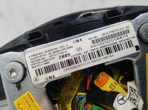 Mercedes Benz C-Class 204 (2007–2014) Stūres drošības spilvens A2048604302 - 3