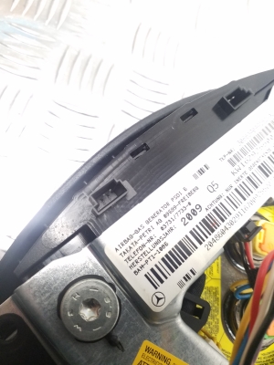 Mercedes Benz C-Class 204 (2007–2014) Stūres drošības spilvens A2048604302 - 4