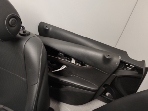 Mercedes Benz C-Class 205 (2014–2021) Salons un tā detaļas - 4