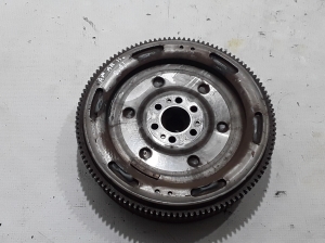   Clutch flywheel 