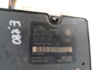 Volkswagen Touareg I (2002–2010) ABS Steuergerät 7L0614111H - 4