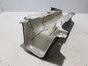 Volkswagen Passat B8 (2014–2023) Summuti kuumakaitse 5Q0825755 - 3