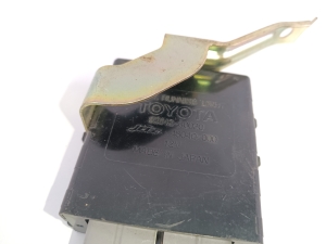 TOYOTA Land Cruiser 100 (1998–2007) Vadības bloks 82642-30020 - 4