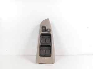 Fensterheberschalter vorne - 84040-60070