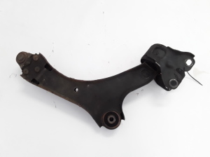 VOLVO XC70 (2007–2016) Front control arm 31277345 - 2