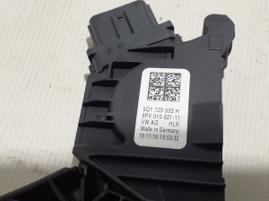 Volkswagen Passat B8 (2014–2023) Accelerator pedal 5Q1723503H - 2