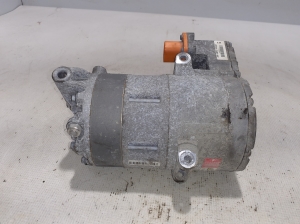  Air conditioner compressor 