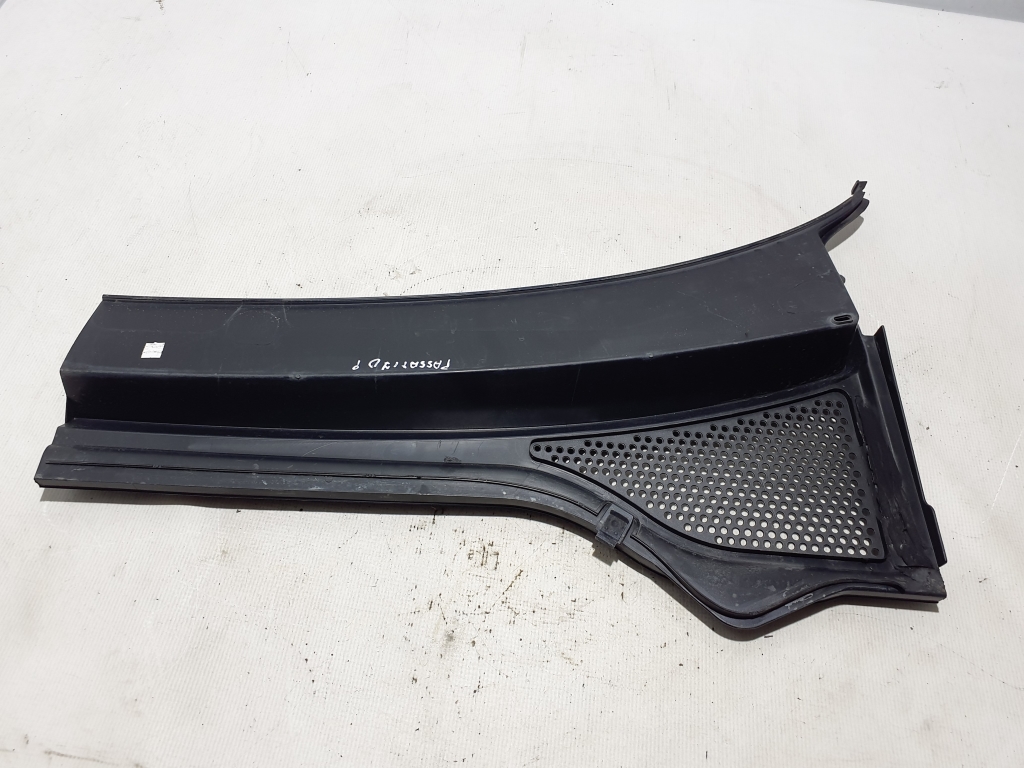 Volkswagen Passat B8 2014 2023 Front Wiper Cowl Trim 3g1819404 23163547 Used Parts Online