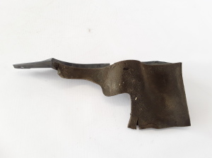 VOLVO XC90 (2002–2014) Front wheel arch liner and its parts 08620992 - 4