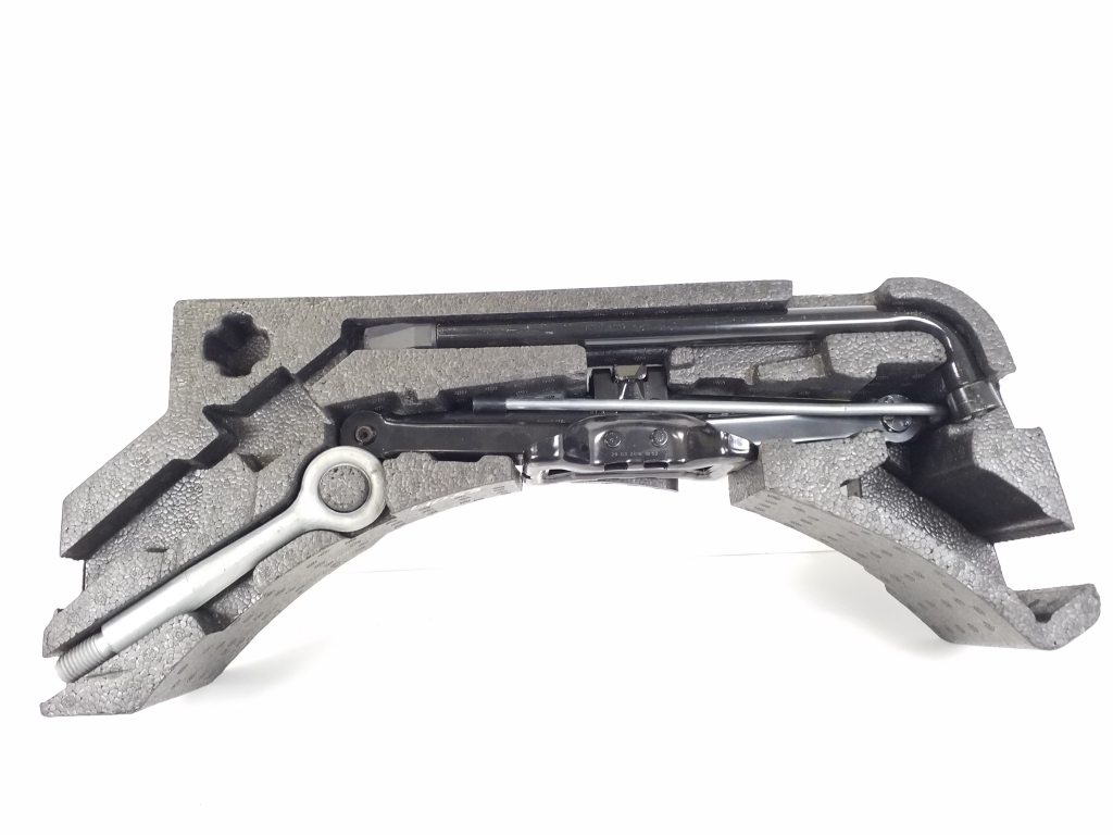 JAGUAR XE 1 generation (2014-2024) Other Interior Parts GX7317B043AE, GX7317080AB, 1R8A17032AB 23163700