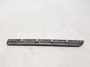Volkswagen Passat B8 (2014–2023) Tagumise küljeukse liist 3G0853334A - 3