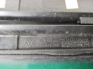 Volkswagen Touareg I (2002–2010) Seitenscheibe hinten (Karosserie) 7L6845298 - 3