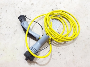  Battery charging cable 