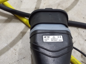  Battery charging cable 