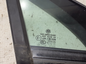 Volkswagen Passat B8 (2014–2023) Dreiecksscheibe Tür vorne 3G0845114F - 3
