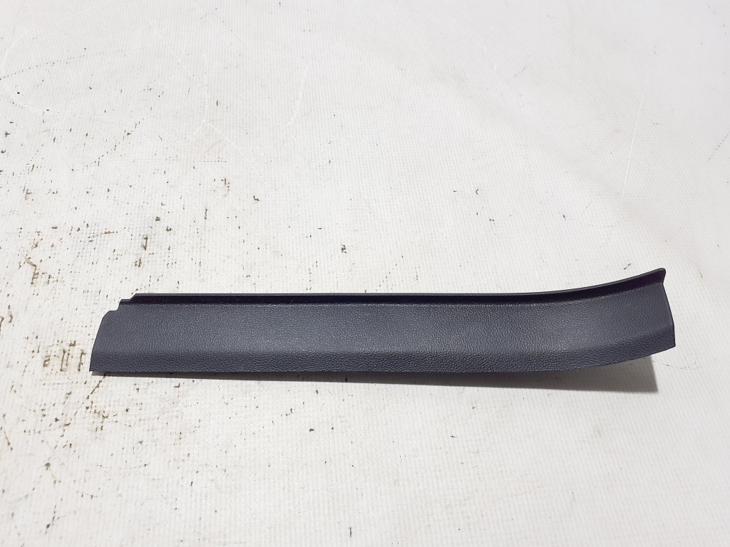 VOLKSWAGEN Passat B8 (2014-2023) Panel trim shield 3G0868224B 23236260