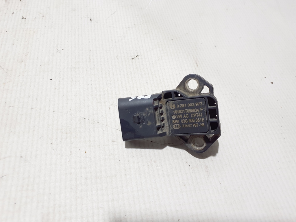 VOLKSWAGEN Passat B8 (2014-2023) Intake Manifold Pressure Sensor 03G906051E 23178892