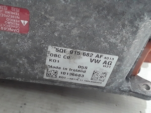 Volkswagen Passat B8 (2014–2023) Inverter 5QE915682AF - 4