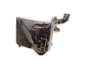 Tesla Model 3 3 (2016–2024) Front washer fluid reservoir 1090850-00-G - 2