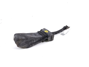 Volkswagen Touareg II (2010–2018) Front door check 7P0837249 - 2