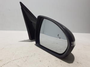  Side mirror and its details 