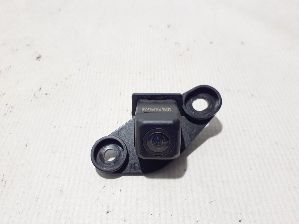 TOYOTA Hilux (2015–2020) Video camera 867900K020 TOYOTA Hilux (2015–2020) Video camera 867900K020