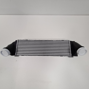 BMW X3 F25 (2010–2017) Vahejahuti radiaator 17517823570 - 4