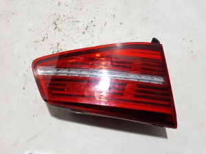  Rear light on cover 