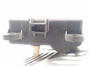 Infiniti FX (2002–2008) Stellmotor Heizungsklappe 3F12030850 - 4