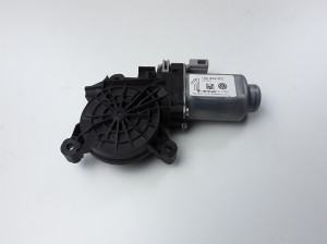 Front door window regulator motor - 1S0959802