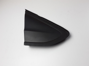 Mirror triangle trim - 1S0853274B