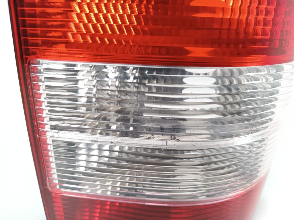 VOLKSWAGEN Transporter T5 (2003-2015) Rear Right Taillight Lamp 7H5945096M 23671089