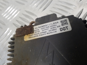 Infiniti FX (2002–2008) Xenon headlight control unit DC380V - 4
