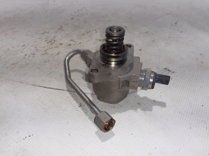  Fuel pump 