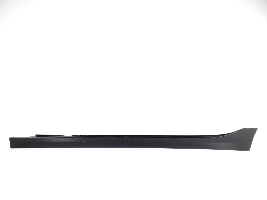 BMW 1 Series F40 (2019-2024) Capac prag lateral din plastic stângă 7461381,51777461381 23232280