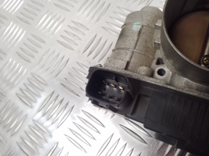 Infiniti FX (2002–2008) Accelerator valve 57601 - 4