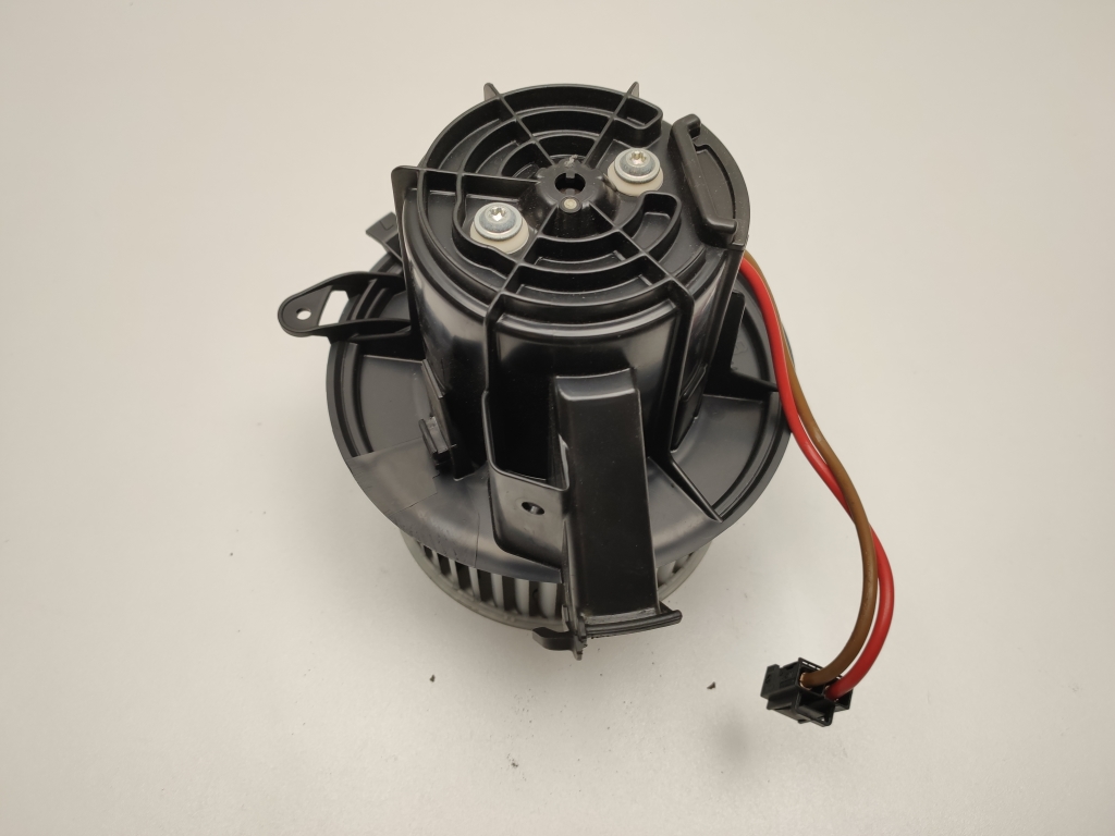 MERCEDES-BENZ E-Class W212/S212/C207/A207 (2009-2016) Motor încălzitor interior A2128200708 23240092