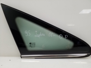 Front body quarter glass - 43R007951