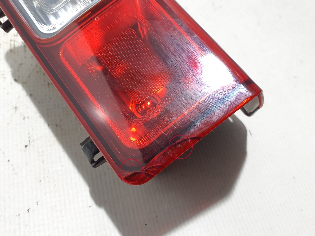 RENAULT Trafic 3 generation (2014-2023) Rear Right Fog Light 265548758R 23297961