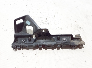  Front bumper bracket 