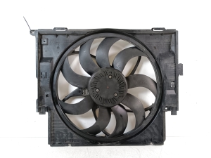 BMW 4 SERIES F-33 (2013–2020) Dzesēšanas ventilators un tā daļas 8641963 - 2