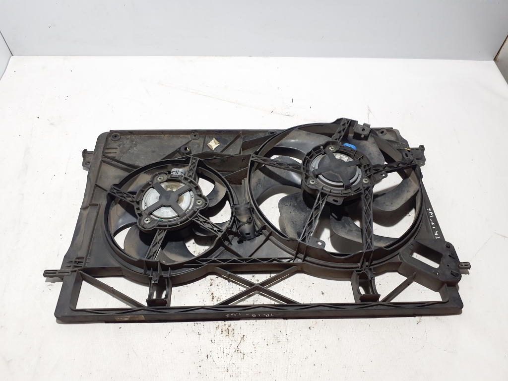 RENAULT Trafic 3 generation (2014-2023) Engine Cooling Fan Radiator 214816680R 23291370