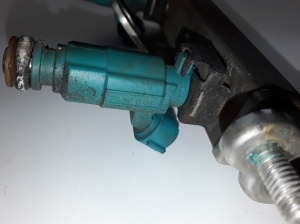  Fuel injector and its parts 