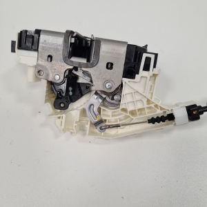 Mercedes Benz E-Class W212 (2009–2015) Rear side door lock A2047304035 - 4