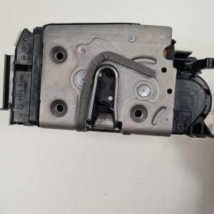Mercedes Benz E-Class W212 (2009–2015) Rear side door lock A2047304035 - 2