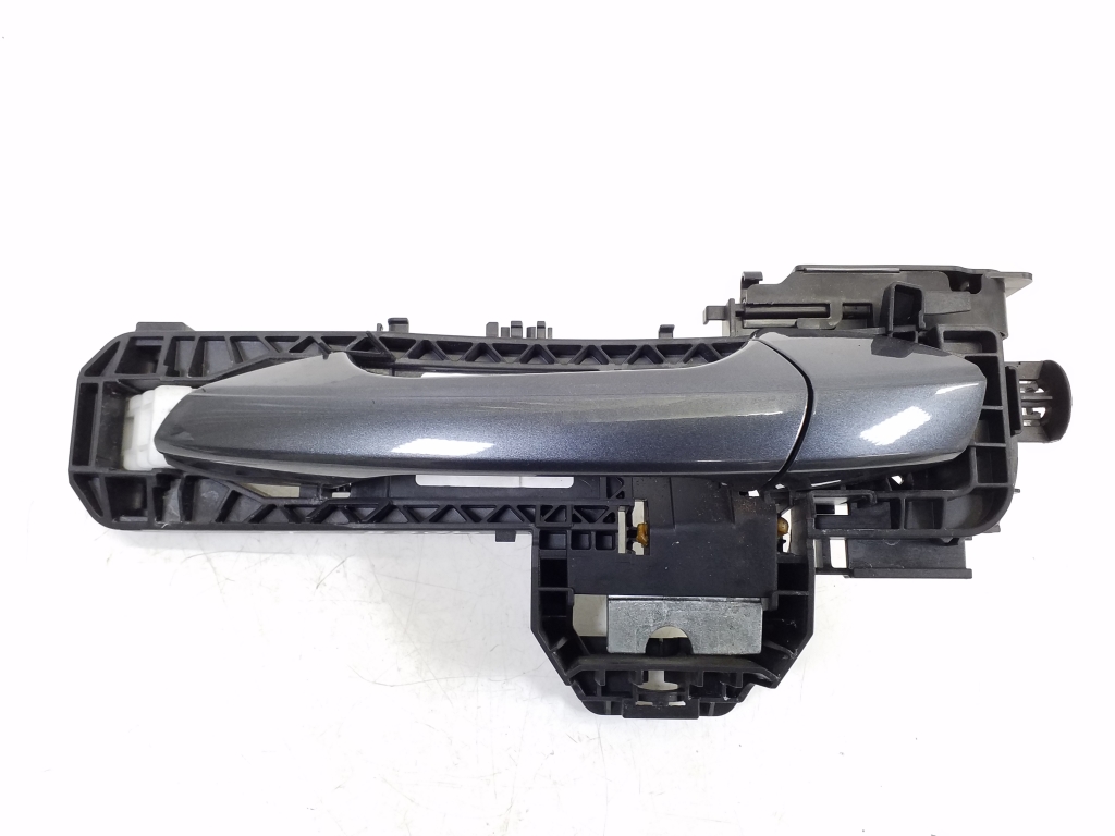 MERCEDES-BENZ SLK-Class R172 (2011-2020) Priekinių kairių durų išorinė rankenėlė A2047600170, A2047600320, A2047602534 23829946