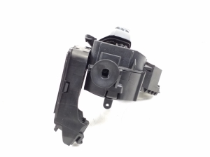 Mercedes Benz SLK-Class 172 (2011–2026) Front door external opening handle and its details A2047600270 - 2