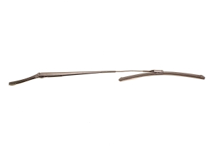   Windshield wiper blade 